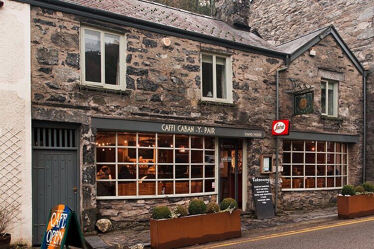 cropped-the-caffi-caban-y-pair.jpg